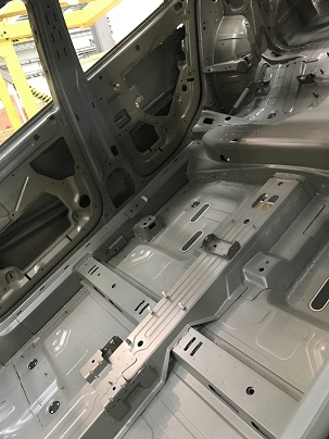 車內(nèi)襯