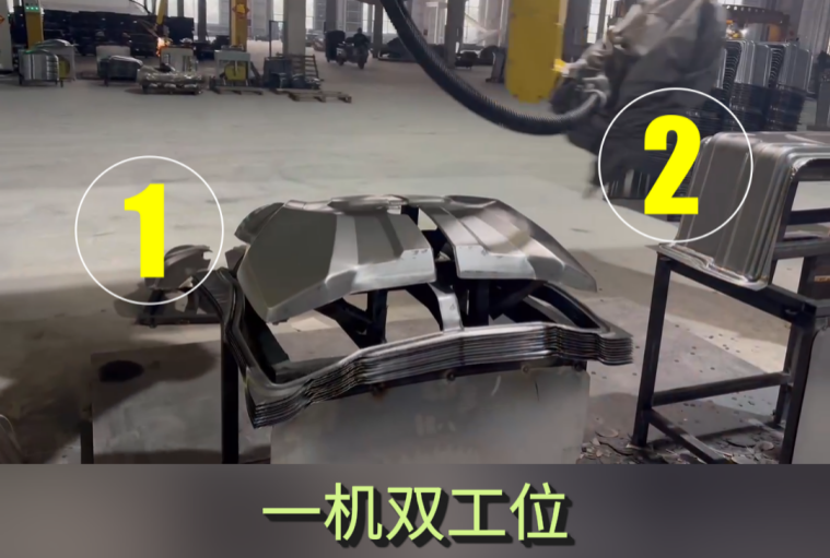 三維激光切割機(jī)（一機(jī)雙工位）